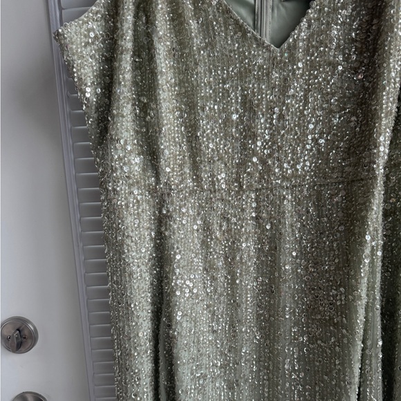 ASOS Curve Green Sage Sequin Dress SZ 22 - Picture 3 of 7